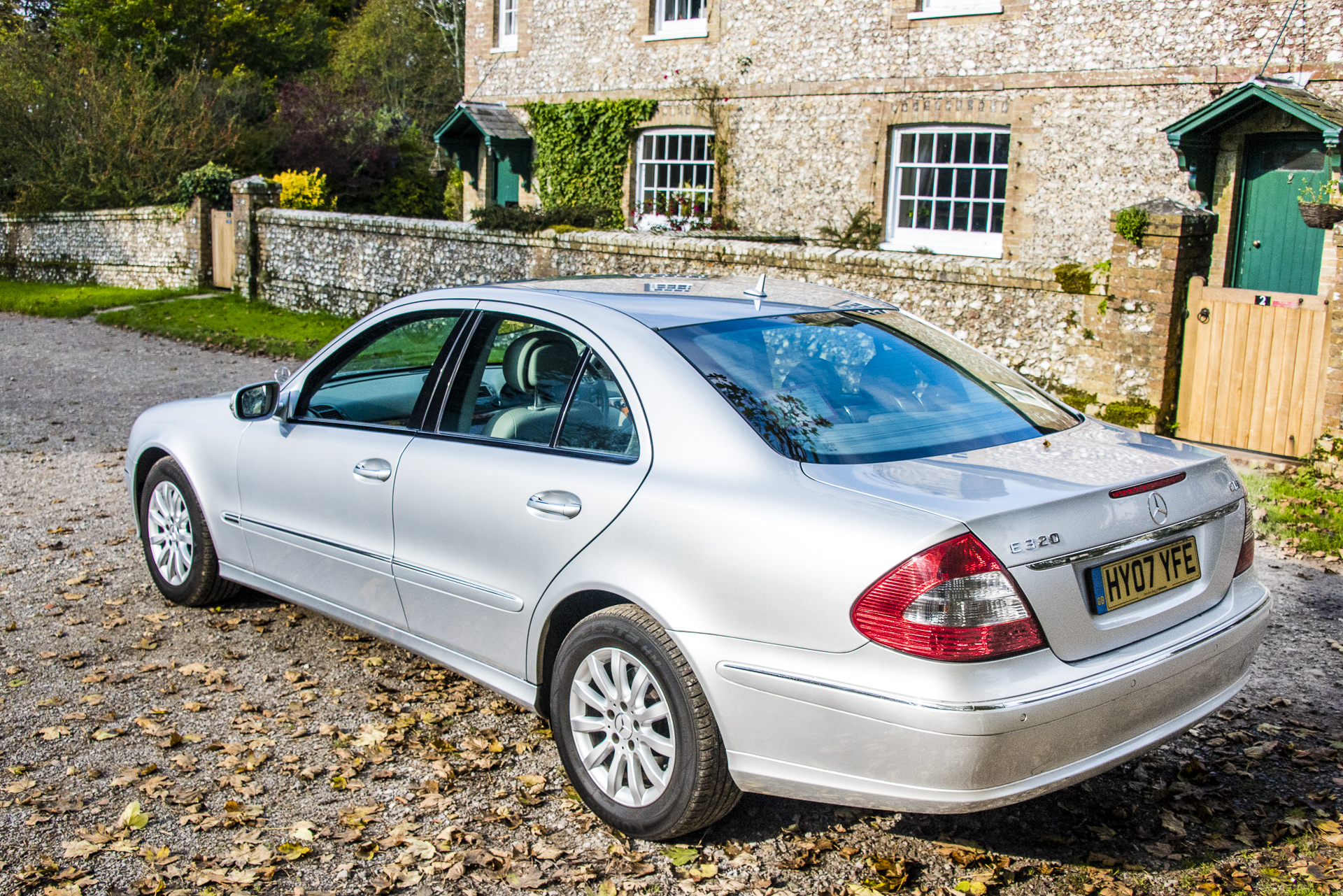 Mercedes Benz E320 Elegance Saloon CDI